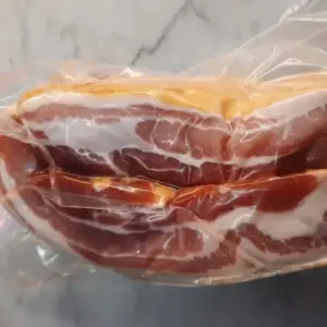Smoked streaky bacon